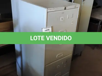 LOTE 379 - 01 ARQUIVO DE AÇO COM 04 GAVETAS. (NO ESTADO) ATENÇÃO! FAZER A VISITAÇÃO ANTES DE ARREMATAR, NÃO SABEMOS SE FUNCIONA, LEILÃO NÃO TEM GARANTIA E NEM DEVOLUÇÃO, SUJEITO A POSSÍVEIS AVARIAS VISÍVEIS/OCULTAS E/OU AUSÊNCIA DE COMPONENTES.