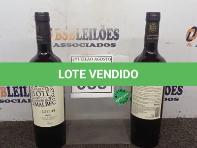 LOTE 055 - 02 GARRAFAS DE VINHO TINTO VALA REAL PORTUGUÊS SAFRA 2019 750ML. (NO ESTADO) ATENÇÃO! FAZER A VISITAÇÃO ANTES DE ARREMATAR, NÃO SABEMOS SE FUNCIONA, LEILÃO NÃO TEM GARANTIA E NEM DEVOLUÇÃO, SUJEITO A POSSÍVEIS AVARIAS VISÍVEIS/OCULTAS E/OU AUSÊNCIA DE COMPONENTES.