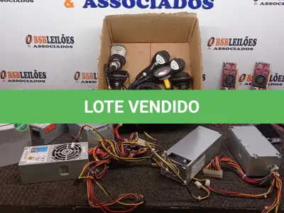 LOTE 062 - 05 FONTES PARA PC, 05 PLACAS DE VÍDEO E 02 LEITORAS DE CÓDIGO DE BARRAS. (NO ESTADO) ATENÇÃO! FAZER A VISITAÇÃO ANTES DE ARREMATAR, NÃO SABEMOS SE FUNCIONA, LEILÃO NÃO TEM GARANTIA E NEM DEVOLUÇÃO, SUJEITO A POSSÍVEIS AVARIAS VISÍVEIS/OCULTAS E/OU AUSÊNCIA DE COMPONENTES.