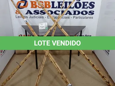 LOTE 124 - 20 VARAS DE BAMBU. (NO ESTADO) ATENÇÃO! FAZER A VISITAÇÃO ANTES DE ARREMATAR, NÃO SABEMOS SE FUNCIONA. LEILÃO NÃO TEM GARANTIA E NEM DEVOLUÇÃO, SUJEITO A POSSÍVEIS AVARIAS VISÍVEIS/OCULTAS E/OU AUSÊNCIA DE COMPONENTES.