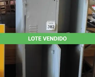 LOTE 382 - 01 ARMÁRIO DE AÇO COM 04 DIVISÕES DE 1.73X1.95. (NO ESTADO) ATENÇÃO! FAZER A VISITAÇÃO ANTES DE ARREMATAR, NÃO SABEMOS SE FUNCIONA, LEILÃO NÃO TEM GARANTIA E NEM DEVOLUÇÃO, SUJEITO A POSSÍVEIS AVARIAS VISÍVEIS/OCULTAS E/OU AUSÊNCIA DE COMPONENTES.