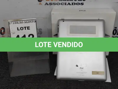 LOTE 412 - 01 IPAD 16G Nº DE SERIE: DMQFX97TDFHW NA CAIXA. (NO ESTADO) ATENÇÃO! FAZER A VISITAÇÃO ANTES DE ARREMATAR, NÃO SABEMOS SE FUNCIONA. LEILÃO NÃO TEM GARANTIA E NEM DEVOLUÇÃO, SUJEITO A POSSÍVEIS AVARIAS VISÍVEIS/OCULTAS E/OU AUSÊNCIA DE COMPONENTES.