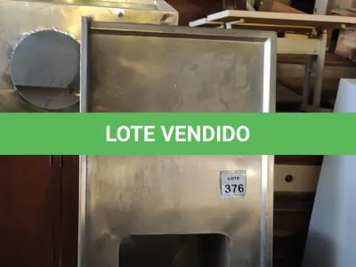 LOTE 376 - 01 TANQUE DE INOX COM 1.50X0.70. (NO ESTADO) ATENÇÃO! FAZER A VISITAÇÃO ANTES DE ARREMATAR, NÃO SABEMOS SE FUNCIONA, LEILÃO NÃO TEM GARANTIA E NEM DEVOLUÇÃO, SUJEITO A POSSÍVEIS AVARIAS VISÍVEIS/OCULTAS E/OU AUSÊNCIA DE COMPONENTES.
