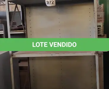 LOTE 372 - 01 ESTANTE DE AÇO COM 04 PRATELEIRAS DE 2.42X0.93. (NO ESTADO) ATENÇÃO! FAZER A VISITAÇÃO ANTES DE ARREMATAR, NÃO SABEMOS SE FUNCIONA, LEILÃO NÃO TEM GARANTIA E NEM DEVOLUÇÃO, SUJEITO A POSSÍVEIS AVARIAS VISÍVEIS/OCULTAS E/OU AUSÊNCIA DE COMPONENTES.