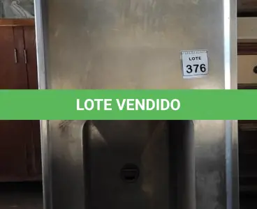 LOTE 376 - 01 TANQUE DE INOX COM 1.50X0.70. (NO ESTADO) ATENÇÃO! FAZER A VISITAÇÃO ANTES DE ARREMATAR, NÃO SABEMOS SE FUNCIONA, LEILÃO NÃO TEM GARANTIA E NEM DEVOLUÇÃO, SUJEITO A POSSÍVEIS AVARIAS VISÍVEIS/OCULTAS E/OU AUSÊNCIA DE COMPONENTES.
