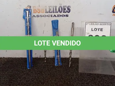 LOTE 006 - 04 BROCAS SDS PLUSS. (NO ESTADO) ATENÇÃO! FAZER A VISITAÇÃO ANTES DE ARREMATAR, NÃO SABEMOS SE FUNCIONA, LEILÃO NÃO TEM GARANTIA E NEM DEVOLUÇÃO, SUJEITO A POSSÍVEIS AVARIAS VISÍVEIS/OCULTAS E/OU AUSÊNCIA DE COMPONENTES.