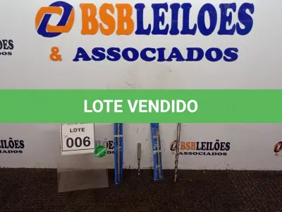 LOTE 006 - 04 BROCAS SDS PLUSS. (NO ESTADO) ATENÇÃO! FAZER A VISITAÇÃO ANTES DE ARREMATAR, NÃO SABEMOS SE FUNCIONA, LEILÃO NÃO TEM GARANTIA E NEM DEVOLUÇÃO, SUJEITO A POSSÍVEIS AVARIAS VISÍVEIS/OCULTAS E/OU AUSÊNCIA DE COMPONENTES.