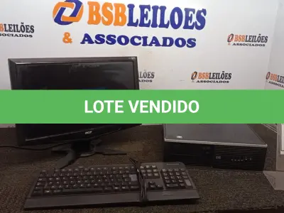 LOTE 233 - 01 COMPUTADOR. (NO ESTADO) ATENÇÃO! FAZER A VISITAÇÃO ANTES DE ARREMATAR, NÃO SABEMOS SE FUNCIONA. LEILÃO NÃO TEM GARANTIA E NEM DEVOLUÇÃO, SUJEITO A POSSÍVEIS AVARIAS VISÍVEIS/OCULTAS E/OU AUSÊNCIA DE COMPONENTES.