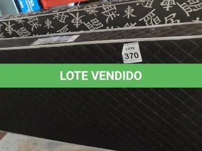 LOTE 370 - 02 COLCHOES DE SOLTEIRO. (NO ESTADO) ATENÇÃO! FAZER A VISITAÇÃO ANTES DE ARREMATAR, NÃO SABEMOS SE FUNCIONA, LEILÃO NÃO TEM GARANTIA E NEM DEVOLUÇÃO, SUJEITO A POSSÍVEIS AVARIAS VISÍVEIS/OCULTAS E/OU AUSÊNCIA DE COMPONENTES.