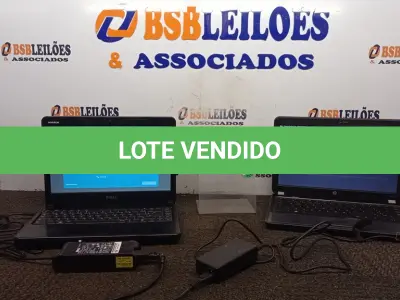 LOTE 051 - 01 NOTEBOOK MARCA DELL COM FONTE SEM BATERIA E 01 NOTEBOOK MARCA HP COM FONTE. (NO ESTADO) ATENÇÃO! FAZER A VISITAÇÃO ANTES DE ARREMATAR, NÃO SABEMOS SE FUNCIONA, LEILÃO NÃO TEM GARANTIA E NEM DEVOLUÇÃO, SUJEITO A POSSÍVEIS AVARIAS VISÍVEIS/OCULTAS E/OU AUSÊNCIA DE COMPONENTES.