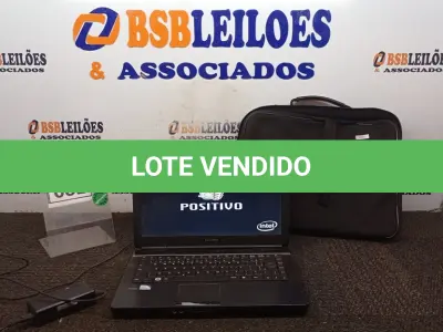 LOTE 032 - 01 NOTEBOOK COM FONTE E BOLSA MARCA POSITIVO. (NO ESTADO) ATENÇÃO! FAZER A VISITAÇÃO ANTES DE ARREMATAR, NÃO SABEMOS SE FUNCIONA, LEILÃO NÃO TEM GARANTIA E NEM DEVOLUÇÃO, SUJEITO A POSSÍVEIS AVARIAS VISÍVEIS/OCULTAS E/OU AUSÊNCIA DE COMPONENTES.