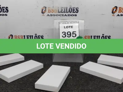 LOTE 395 - 05 BATERIAS EXTERNAS. (NO ESTADO) ATENÇÃO! FAZER A VISITAÇÃO ANTES DE ARREMATAR, NÃO SABEMOS SE FUNCIONA. LEILÃO NÃO TEM GARANTIA E NEM DEVOLUÇÃO, SUJEITO A POSSÍVEIS AVARIAS VISÍVEIS/OCULTAS E/OU AUSÊNCIA DE COMPONENTES.