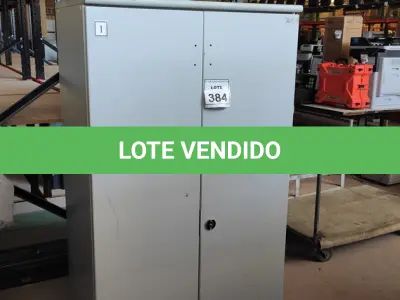 LOTE 384 - 01 ARMÁRIO ALTO EM AÇO COM 02 PORTAS. (NO ESTADO) ATENÇÃO! FAZER A VISITAÇÃO ANTES DE ARREMATAR, NÃO SABEMOS SE FUNCIONA, LEILÃO NÃO TEM GARANTIA E NEM DEVOLUÇÃO, SUJEITO A POSSÍVEIS AVARIAS VISÍVEIS/OCULTAS E/OU AUSÊNCIA DE COMPONENTES.