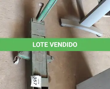 LOTE 357 - 01 MACACO JACARÉ COR VERDE. (NO ESTADO) ATENÇÃO! FAZER A VISITAÇÃO ANTES DE ARREMATAR, NÃO SABEMOS SE FUNCIONA, LEILÃO NÃO TEM GARANTIA E NEM DEVOLUÇÃO, SUJEITO A POSSÍVEIS AVARIAS VISÍVEIS/OCULTAS E/OU AUSÊNCIA DE COMPONENTES.