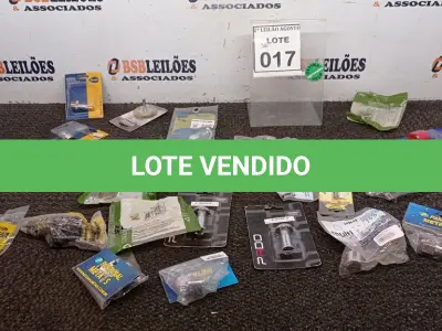 LOTE 017 - 01 LOTE COM CONEXÕES HIDRÁULICAS DIVERSAS DE METAL E ACESSÓRIOS DOMÉSTICOS DIVERSOS. (NO ESTADO) ATENÇÃO! FAZER A VISITAÇÃO ANTES DE ARREMATAR, NÃO SABEMOS SE FUNCIONA, LEILÃO NÃO TEM GARANTIA E NEM DEVOLUÇÃO, SUJEITO A POSSÍVEIS AVARIAS VISÍVEIS/OCULTAS E/OU AUSÊNCIA DE COMPONENTES.