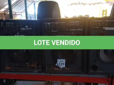 LOTE 125 - 04 CAIXAS DE SOM AMPLIFICADORA PARA RETIRADA DE PEÇAS. (NO ESTADO) ATENÇÃO! FAZER A VISITAÇÃO ANTES DE ARREMATAR, NÃO SABEMOS SE FUNCIONA. LEILÃO NÃO TEM GARANTIA E NEM DEVOLUÇÃO, SUJEITO A POSSÍVEIS AVARIAS VISÍVEIS/OCULTAS E/OU AUSÊNCIA DE COMPONENTES.