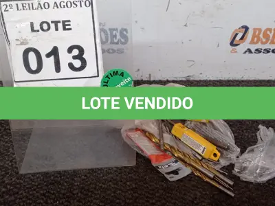 LOTE 013 - 01 LOTE COM VÁRIAS BROCAS TAMANHOS DIVERSOS PARA PAREDE E FERRO. (NO ESTADO) ATENÇÃO! FAZER A VISITAÇÃO ANTES DE ARREMATAR, NÃO SABEMOS SE FUNCIONA, LEILÃO NÃO TEM GARANTIA E NEM DEVOLUÇÃO, SUJEITO A POSSÍVEIS AVARIAS VISÍVEIS/OCULTAS E/OU AUSÊNCIA DE COMPONENTES.
