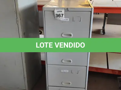 LOTE 367 - 01 ARQUIVO DE AÇO COM 04 GAVETAS. (NO ESTADO) ATENÇÃO! FAZER A VISITAÇÃO ANTES DE ARREMATAR, NÃO SABEMOS SE FUNCIONA, LEILÃO NÃO TEM GARANTIA E NEM DEVOLUÇÃO, SUJEITO A POSSÍVEIS AVARIAS VISÍVEIS/OCULTAS E/OU AUSÊNCIA DE COMPONENTES.