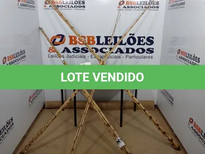 LOTE 124 - 20 VARAS DE BAMBU. (NO ESTADO) ATENÇÃO! FAZER A VISITAÇÃO ANTES DE ARREMATAR, NÃO SABEMOS SE FUNCIONA. LEILÃO NÃO TEM GARANTIA E NEM DEVOLUÇÃO, SUJEITO A POSSÍVEIS AVARIAS VISÍVEIS/OCULTAS E/OU AUSÊNCIA DE COMPONENTES.