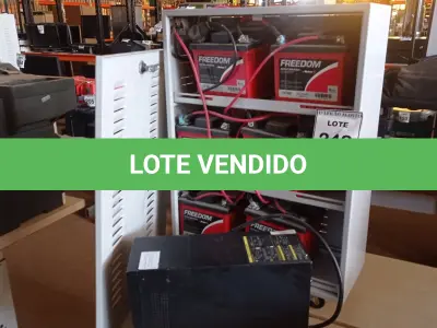 LOTE 242 - 01 NOBREAK MARCA LACERDA E UM BANCO DE BATERIAS COM 06 BATERIAS. (NO ESTADO) ATENÇÃO! FAZER A VISITAÇÃO ANTES DE ARREMATAR, NÃO SABEMOS SE FUNCIONA, LEILÃO NÃO TEM GARANTIA E NEM DEVOLUÇÃO, SUJEITO A POSSÍVEIS AVARIAS VISÍVEIS/OCULTAS E/OU AUSÊNCIA DE COMPONENTES.