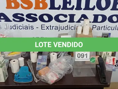 LOTE 091 - 01 LOTE COM GRANDE QUANTIDADE DE GRAMPOS DE PAPEIS E MATÉRIAS DIVERSOS PARA ESCRITÓRIO. (NO ESTADO) ATENÇÃO! FAZER A VISITAÇÃO ANTES DE ARREMATAR, NÃO SABEMOS SE FUNCIONA, LEILÃO NÃO TEM GARANTIA E NEM DEVOLUÇÃO, SUJEITO A POSSÍVEIS AVARIAS VISÍVEIS/OCULTAS E/OU AUSÊNCIA DE COMPONENTES.
