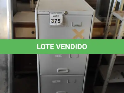 LOTE 375 - 01 ARQUIVO DE AÇO COM 04 GAVETAS. (NO ESTADO) ATENÇÃO! FAZER A VISITAÇÃO ANTES DE ARREMATAR, NÃO SABEMOS SE FUNCIONA, LEILÃO NÃO TEM GARANTIA E NEM DEVOLUÇÃO, SUJEITO A POSSÍVEIS AVARIAS VISÍVEIS/OCULTAS E/OU AUSÊNCIA DE COMPONENTES.