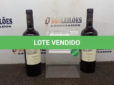 LOTE 034 - 02 GARRAFAS DE VINHO MALBEC SAFRA 2020 ARGENTINO 750ML MARCA LOTE 44. (NO ESTADO) ATENÇÃO! FAZER A VISITAÇÃO ANTES DE ARREMATAR, NÃO SABEMOS SE FUNCIONA, LEILÃO NÃO TEM GARANTIA E NEM DEVOLUÇÃO, SUJEITO A POSSÍVEIS AVARIAS VISÍVEIS/OCULTAS E/OU AUSÊNCIA DE COMPONENTES.
