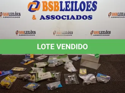LOTE 017 - 01 LOTE COM CONEXÕES HIDRÁULICAS DIVERSAS DE METAL E ACESSÓRIOS DOMÉSTICOS DIVERSOS. (NO ESTADO) ATENÇÃO! FAZER A VISITAÇÃO ANTES DE ARREMATAR, NÃO SABEMOS SE FUNCIONA, LEILÃO NÃO TEM GARANTIA E NEM DEVOLUÇÃO, SUJEITO A POSSÍVEIS AVARIAS VISÍVEIS/OCULTAS E/OU AUSÊNCIA DE COMPONENTES.
