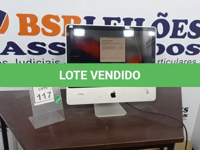 LOTE 117 - 01 IMAC  APPLE. (NO ESTADO) ATENÇÃO! FAZER A VISITAÇÃO ANTES DE ARREMATAR, NÃO SABEMOS SE FUNCIONA. LEILÃO NÃO TEM GARANTIA E NEM DEVOLUÇÃO, SUJEITO A POSSÍVEIS AVARIAS VISÍVEIS/OCULTAS E/OU AUSÊNCIA DE COMPONENTES.