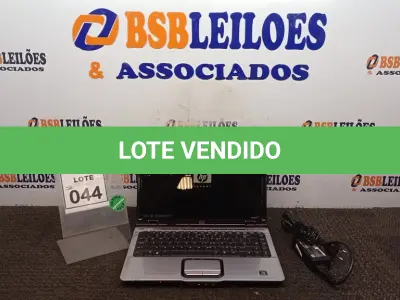 LOTE 044 - 01 NOTEBOOK COM FONTE MARCA HP CAIXA. (NO ESTADO) ATENÇÃO! FAZER A VISITAÇÃO ANTES DE ARREMATAR, NÃO SABEMOS SE FUNCIONA, LEILÃO NÃO TEM GARANTIA E NEM DEVOLUÇÃO, SUJEITO A POSSÍVEIS AVARIAS VISÍVEIS/OCULTAS E/OU AUSÊNCIA DE COMPONENTES.