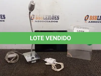 LOTE 015 - 01 TABLET COM CARREGADOR. (NO ESTADO) ATENÇÃO! FAZER A VISITAÇÃO ANTES DE ARREMATAR, NÃO SABEMOS SE FUNCIONA, LEILÃO NÃO TEM GARANTIA E NEM DEVOLUÇÃO, SUJEITO A POSSÍVEIS AVARIAS VISÍVEIS/OCULTAS E/OU AUSÊNCIA DE COMPONENTES.