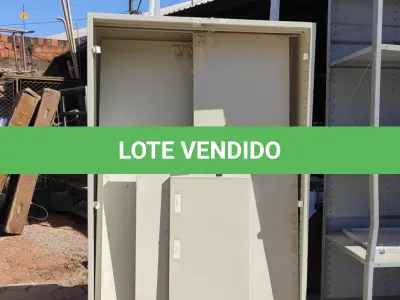 LOTE 450 - 01 ARMÁRIO DE FERRO DESMONTADO. (NO ESTADO) ATENÇÃO! FAZER A VISITAÇÃO ANTES DE ARREMATAR, NÃO SABEMOS SE FUNCIONA. LEILÃO NÃO TEM GARANTIA E NEM DEVOLUÇÃO, SUJEITO A POSSÍVEIS AVARIAS VISÍVEIS/OCULTAS E/OU AUSÊNCIA DE COMPONENTES.