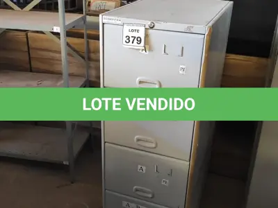 LOTE 379 - 01 ARQUIVO DE AÇO COM 04 GAVETAS. (NO ESTADO) ATENÇÃO! FAZER A VISITAÇÃO ANTES DE ARREMATAR, NÃO SABEMOS SE FUNCIONA, LEILÃO NÃO TEM GARANTIA E NEM DEVOLUÇÃO, SUJEITO A POSSÍVEIS AVARIAS VISÍVEIS/OCULTAS E/OU AUSÊNCIA DE COMPONENTES.