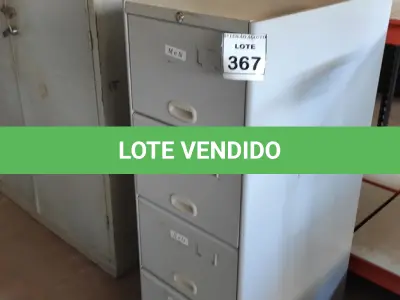 LOTE 367 - 01 ARQUIVO DE AÇO COM 04 GAVETAS. (NO ESTADO) ATENÇÃO! FAZER A VISITAÇÃO ANTES DE ARREMATAR, NÃO SABEMOS SE FUNCIONA, LEILÃO NÃO TEM GARANTIA E NEM DEVOLUÇÃO, SUJEITO A POSSÍVEIS AVARIAS VISÍVEIS/OCULTAS E/OU AUSÊNCIA DE COMPONENTES.