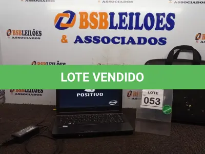 LOTE 053 - 01 NOTEBOOK COM BOLSA MARCA POSITIVO. (NO ESTADO) ATENÇÃO! FAZER A VISITAÇÃO ANTES DE ARREMATAR, NÃO SABEMOS SE FUNCIONA, LEILÃO NÃO TEM GARANTIA E NEM DEVOLUÇÃO, SUJEITO A POSSÍVEIS AVARIAS VISÍVEIS/OCULTAS E/OU AUSÊNCIA DE COMPONENTES.