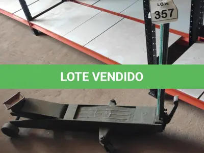 LOTE 357 - 01 MACACO JACARÉ COR VERDE. (NO ESTADO) ATENÇÃO! FAZER A VISITAÇÃO ANTES DE ARREMATAR, NÃO SABEMOS SE FUNCIONA, LEILÃO NÃO TEM GARANTIA E NEM DEVOLUÇÃO, SUJEITO A POSSÍVEIS AVARIAS VISÍVEIS/OCULTAS E/OU AUSÊNCIA DE COMPONENTES.