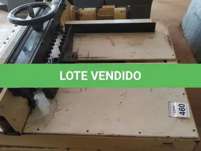 LOTE 460 - 01 GUILHOTINA DE PAPEL INDUSTRIAL MARCA TESSOR GT70. (NO ESTADO) ATENÇÃO! FAZER A VISITAÇÃO ANTES DE ARREMATAR, NÃO SABEMOS SE FUNCIONA, LEILÃO NÃO TEM GARANTIA E NEM DEVOLUÇÃO, SUJEITO A POSSÍVEIS AVARIAS VISÍVEIS/OCULTAS E/OU AUSÊNCIA DE COMPONENTES.