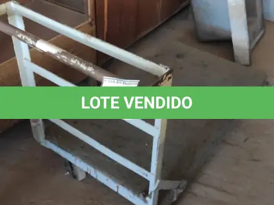 LOTE 377 - 01 CARRINHO DE TRANSPORTES DE CARGAS. (NO ESTADO) ATENÇÃO! FAZER A VISITAÇÃO ANTES DE ARREMATAR, NÃO SABEMOS SE FUNCIONA, LEILÃO NÃO TEM GARANTIA E NEM DEVOLUÇÃO, SUJEITO A POSSÍVEIS AVARIAS VISÍVEIS/OCULTAS E/OU AUSÊNCIA DE COMPONENTES.