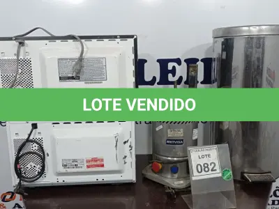 LOTE 082 - 02 MICRO-ONDAS SEM PRATO, 01 LIXEIRA EM INOX E 01 PROCESSADOR DE ALIMENTOS MARCA METVISA. (NO ESTADO) ATENÇÃO! FAZER A VISITAÇÃO ANTES DE ARREMATAR, NÃO SABEMOS SE FUNCIONA. LEILÃO NÃO TEM GARANTIA E NEM DEVOLUÇÃO, SUJEITO A POSSÍVEIS AVARIAS VISÍVEIS/OCULTAS E/OU AUSÊNCIA DE COMPONENTES.