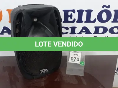 LOTE 070 - 01 CAIXA DE SOM PASSIVA PX-12. (NO ESTADO) ATENÇÃO! FAZER A VISITAÇÃO ANTES DE ARREMATAR, NÃO SABEMOS SE FUNCIONA. LEILÃO NÃO TEM GARANTIA E NEM DEVOLUÇÃO, SUJEITO A POSSÍVEIS AVARIAS VISÍVEIS/OCULTAS E/OU AUSÊNCIA DE COMPONENTES.