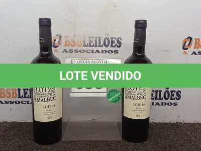 LOTE 056 - 02 GARRAFAS DE VINHO MALBEC SAFRA 2020 ARGENTINO 750ML MARCA LOTE 44. (NO ESTADO) ATENÇÃO! FAZER A VISITAÇÃO ANTES DE ARREMATAR, NÃO SABEMOS SE FUNCIONA, LEILÃO NÃO TEM GARANTIA E NEM DEVOLUÇÃO, SUJEITO A POSSÍVEIS AVARIAS VISÍVEIS/OCULTAS E/OU AUSÊNCIA DE COMPONENTES.