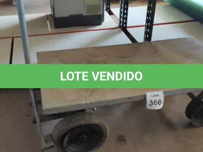 LOTE 366 - 01 CARRINHO DE TRANSPORTES DE CARGAS. (NO ESTADO) ATENÇÃO! FAZER A VISITAÇÃO ANTES DE ARREMATAR, NÃO SABEMOS SE FUNCIONA, LEILÃO NÃO TEM GARANTIA E NEM DEVOLUÇÃO, SUJEITO A POSSÍVEIS AVARIAS VISÍVEIS/OCULTAS E/OU AUSÊNCIA DE COMPONENTES.