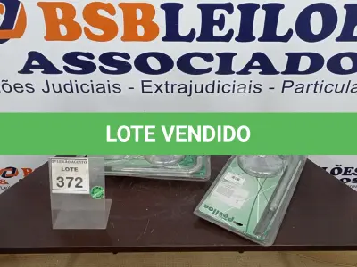 LOTE 372 - 02 CHUVEIROS LUA MARCA PEVILON. (NO ESTADO) ATENÇÃO! FAZER A VISITAÇÃO ANTES DE ARREMATAR, NÃO SABEMOS SE FUNCIONA, LEILÃO NÃO TEM GARANTIA E NEM DEVOLUÇÃO, SUJEITO A POSSÍVEIS AVARIAS VISÍVEIS/OCULTAS E/OU AUSÊNCIA DE COMPONENTES.