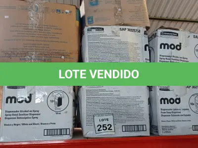 LOTE 252 - 01 LOTE COM GRANDE QUANTIDADE DE DISPENSES ANTISSÉPTICO. (NO ESTADO) ATENÇÃO! FAZER A VISITAÇÃO ANTES DE ARREMATAR, NÃO SABEMOS SE FUNCIONA. LEILÃO NÃO TEM GARANTIA E NEM DEVOLUÇÃO, SUJEITO A POSSÍVEIS AVARIAS VISÍVEIS/OCULTAS E/OU AUSÊNCIA DE COMPONENTES.