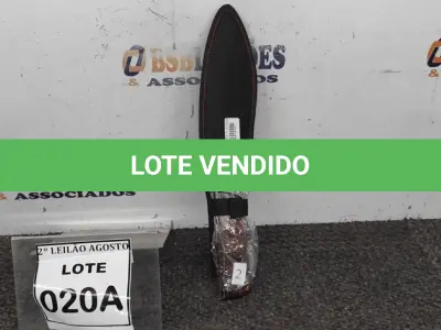 LOTE 020 - 01 FACA IMPORTADA AÇO INOXIDÁVEL CABO EM MADEIRA COM DETALHE DE ESCORPIÃO NA GUARDA  FULL TANG BAINHA DE NYLON TAMANHO TOTAL 32CM PESO 390G JÁ AFIADA  .(NO ESTADO) ATENÇÃO! FAZER A VISITAÇÃO ANTES DE ARREMATAR, NÃO SABEMOS SE FUNCIONA. LEILÃO NÃO TEM GARANTIA E NEM DEVOLUÇÃO, SUJEITO A POSSÍVEIS AVARIAS VISÍVEIS/OCULTAS E/OU AUSÊNCIA DE COMPONENTES.