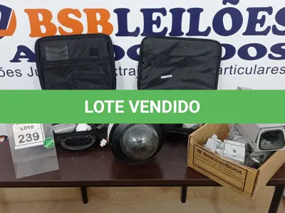 LOTE 239 - 01 LOTE COM GRANDE QUANTIDADE DE CÂMERAS DE MONITORAMENTO DE MARCAS E MODELOS DIVERSOS. (NO ESTADO) ATENÇÃO! FAZER A VISITAÇÃO ANTES DE ARREMATAR, NÃO SABEMOS SE FUNCIONA. LEILÃO NÃO TEM GARANTIA E NEM DEVOLUÇÃO, SUJEITO A POSSÍVEIS AVARIAS VISÍVEIS/OCULTAS E/OU AUSÊNCIA DE COMPONENTES.