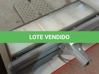 LOTE 284 - 01 REFLETOR LED PARA QUADRA. (NO ESTADO) ATENÇÃO! FAZER A VISITAÇÃO ANTES DE ARREMATAR, NÃO SABEMOS SE FUNCIONA. LEILÃO NÃO TEM GARANTIA E NEM DEVOLUÇÃO, SUJEITO A POSSÍVEIS AVARIAS VISÍVEIS/OCULTAS E/OU AUSÊNCIA DE COMPONENTES.