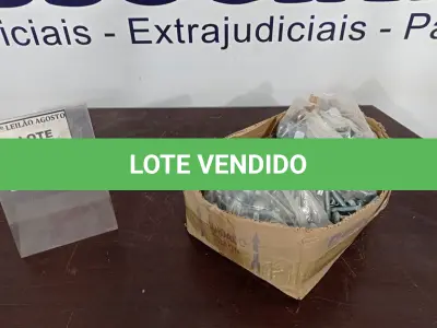 LOTE 197 - 01 LOTE COM GRANDE QUANTIDADE DE PARAFUSOS E PORCAS. (NO ESTADO) ATENÇÃO! FAZER A VISITAÇÃO ANTES DE ARREMATAR, NÃO SABEMOS SE FUNCIONA. LEILÃO NÃO TEM GARANTIA E NEM DEVOLUÇÃO, SUJEITO A POSSÍVEIS AVARIAS VISÍVEIS/OCULTAS E/OU AUSÊNCIA DE COMPONENTES.