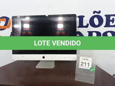LOTE 211 - 01 IMAC  APPLE. (NO ESTADO) ATENÇÃO! FAZER A VISITAÇÃO ANTES DE ARREMATAR, NÃO SABEMOS SE FUNCIONA, LEILÃO NÃO TEM GARANTIA E NEM DEVOLUÇÃO, SUJEITO A POSSÍVEIS AVARIAS VISÍVEIS/OCULTAS E/OU AUSÊNCIA DE COMPONENTES.