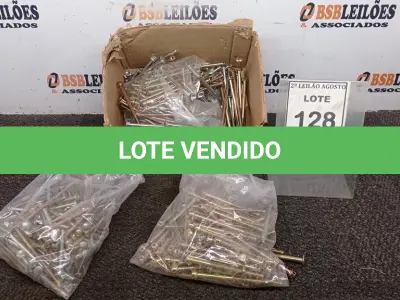 LOTE 128 - 01 LOTE COM GRANDE DE PARAFUSOS. (NO ESTADO) ATENÇÃO! FAZER A VISITAÇÃO ANTES DE ARREMATAR, NÃO SABEMOS SE FUNCIONA, LEILÃO NÃO TEM GARANTIA E NEM DEVOLUÇÃO, SUJEITO A POSSÍVEIS AVARIAS VISÍVEIS/OCULTAS E/OU AUSÊNCIA DE COMPONENTES.
